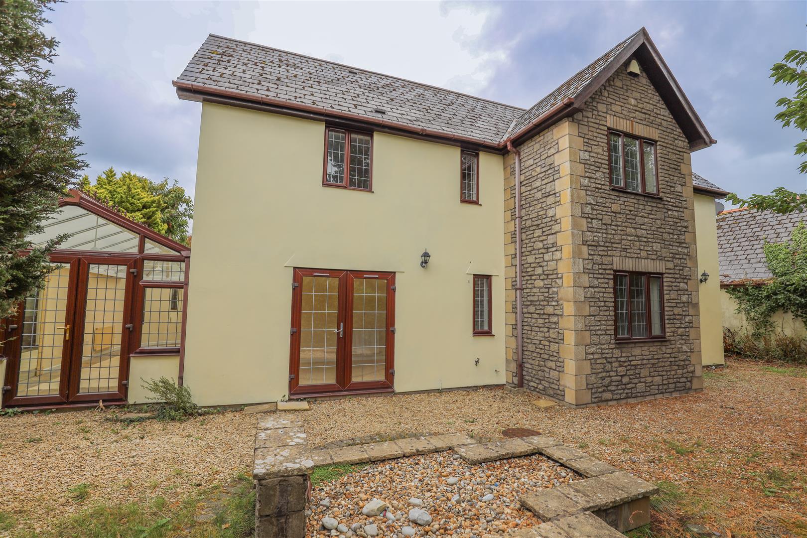 14 Great House Meadow, Llantwit Major, Vale Of Glamorgan CF61 1SU